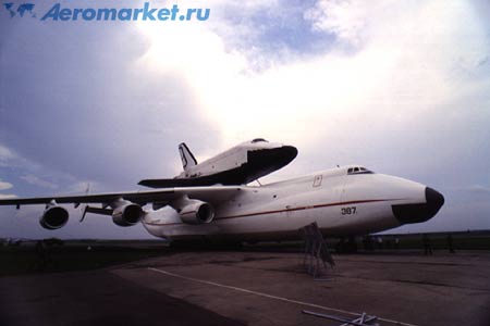 Самолет Ан-225