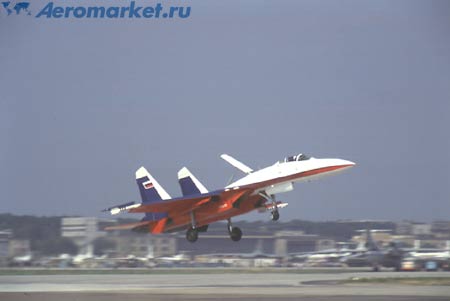 Самолет Су-27